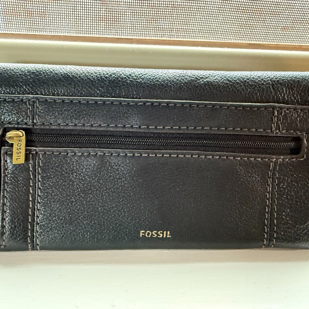 Fossil Leather Wallet, Black Color